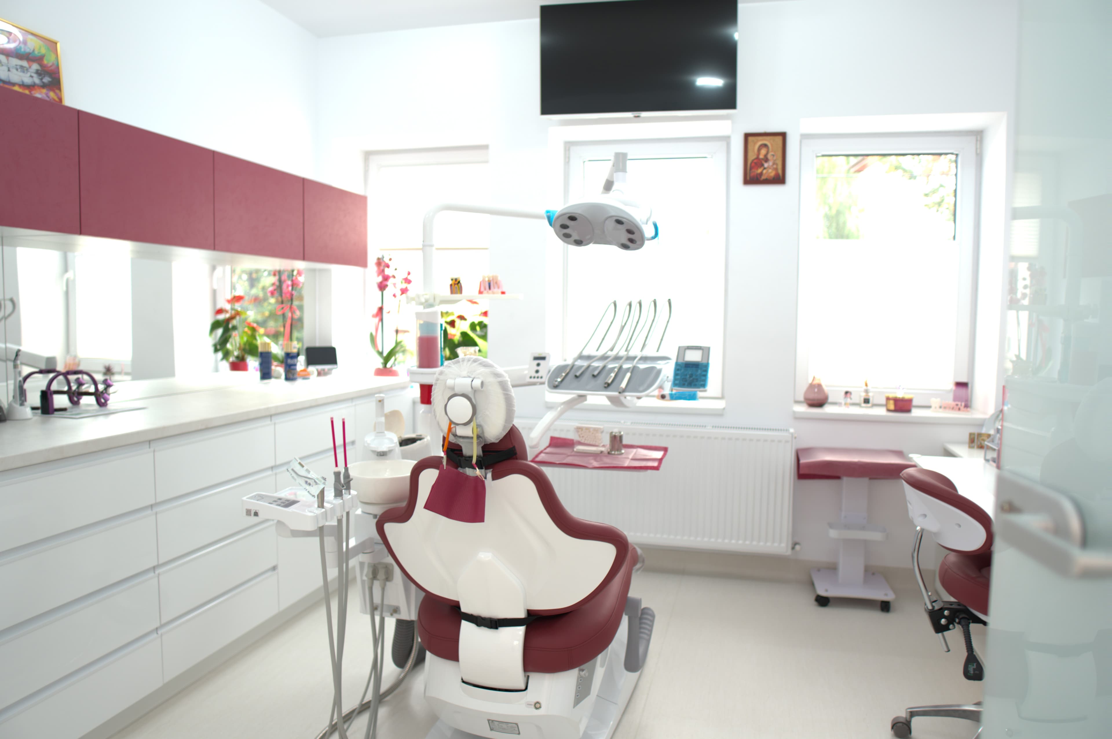 Dr. Catalina-Ionela Iancu - Cabinet Stomatologic